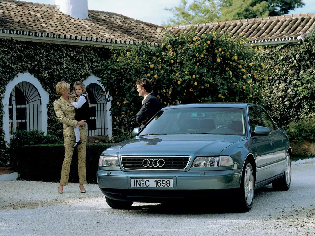 Audi A8 (4D2,  4D8) 1 поколение, седан (06.1994 - 05.1999)